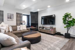 Modern luxurious 4 BD w Views A605 - Image 4