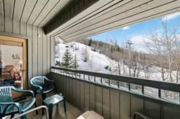 Beaver Creek Ski-In/Ski-Out w/Mountain Views | UB405 - Image 2