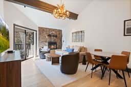 Beautiful Remodel, Mountain Views, A/C, Pool, Hot Tub | W406 - Image 3