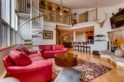 Luxury Condo in Vail Village, Walk to Lifts, Tyro5 - Image 2