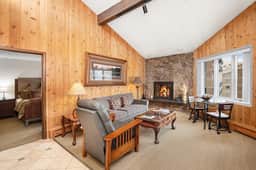 Vail top-floor Condo, Pool, Hot Tub | W403 - Image 5