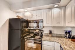 Vail top-floor Condo, Pool, Hot Tub | W403 - Image 3