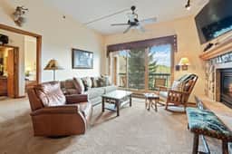 Beaver Creek Ski-In/Ski-Out w/Mountain Views | LB109 - Image 3