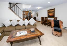 Spacious retreat in East Vail, Near Bus Stop | SW209 - Image 2