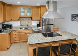 Spacious retreat in East Vail, Near Bus Stop | SW209 - Image 4