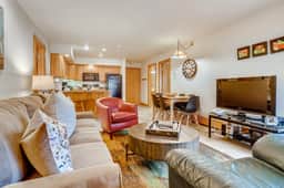 Deluxe Vail Condo with A/C | W308 - Image 5
