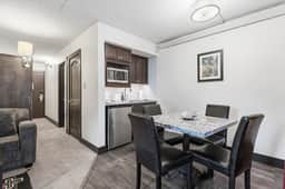 Lift House Lodge, Downtown Lionshead Remodeled Studio Condo - Image 3