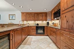 Luxury Amenities, Beaver Creek Ski-In/Ski-Out | LB303 2 Bedroom condo - Image 4