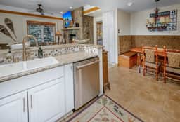 Ski-In/Out Beaver Creek Condo w/Amenities - Image 5