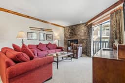 Remodeled Condo Vail Mtn Views | W201 - Image 3
