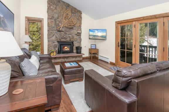 Modern Mountain East Vail Condo, Pool | TF1005 - Image 1
