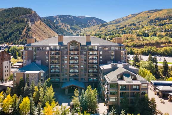 Riverfront Resort & Spa w Gondola | WR421A - Image 1
