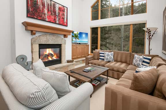 Ski-In/Out Arrowhead Condo | AW301 - Image 1