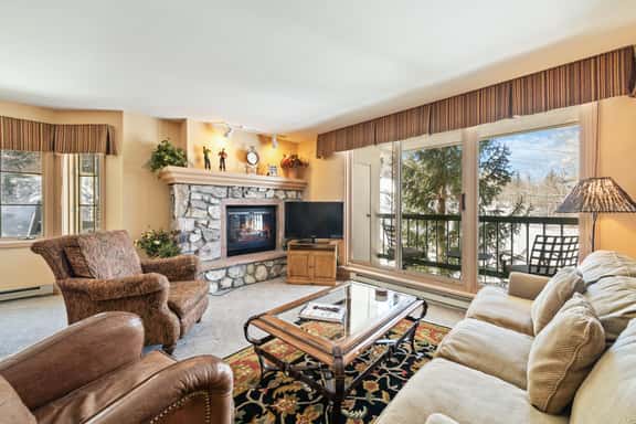Slopeside Luxury, Pool, Hot Tubs, Conceirge | LB401 - Image 1