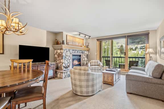 Ski-In/Ski-Out, Pool, Hot Tubs, Fitness Room | LB208 - Image 1