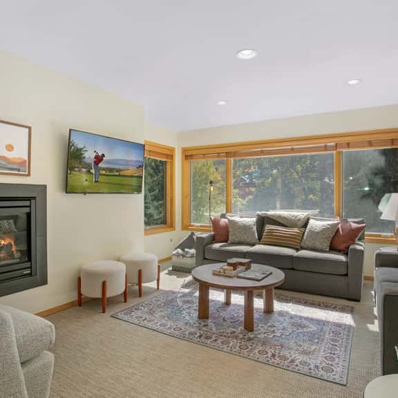 Modern Vail Retreat, Free Shuttle, Fireplace & Mountain Views | SF201 - Image 1