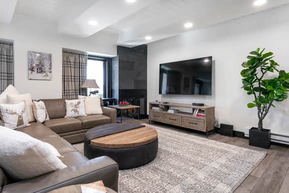 Modern luxurious 4 BD w Views A605 - Image 4