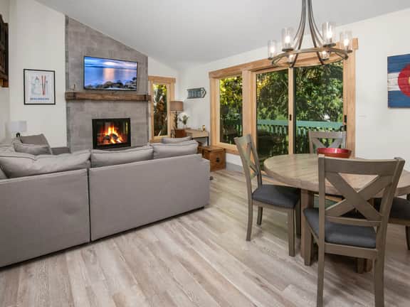 Modern Mountain East Vail Condo, Pool | TF1006 - Image 3