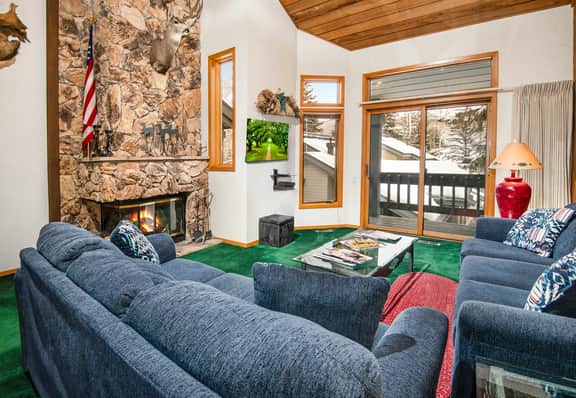 Beaver Creek Townhome w/ Amenities | RP187 Stays limited to a max of 14 nites - Image 2