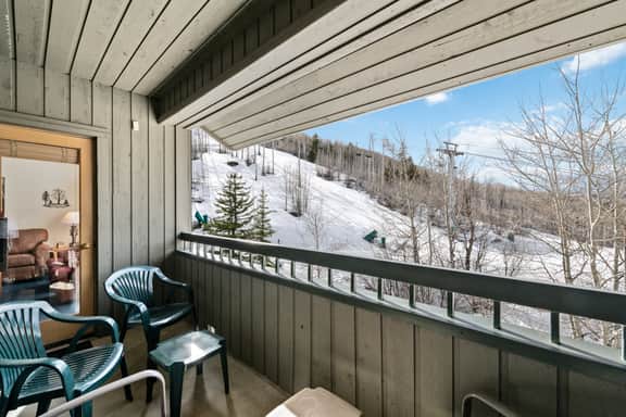 Beaver Creek Ski-In/Ski-Out w/Mountain Views | UB405 - Image 2