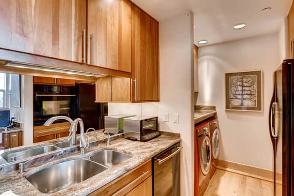 Luxury Condo in Vail Village, Walk to Lifts, Tyro5 - Image 5