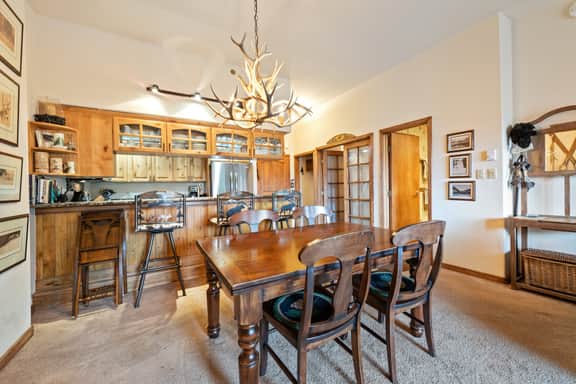 Beaver Creek Ski-In/Ski-Out w/Mountain Views | LB109 - Image 4