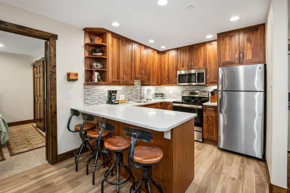 Luxury Condo, Pool, Hot Tub, near Gondola | W108 - Image 4