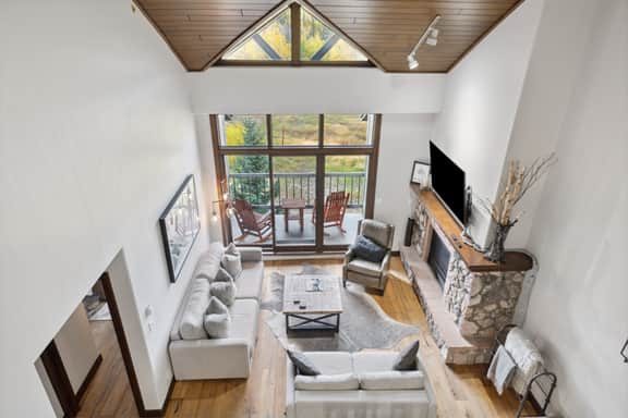 Ski-In/Ski-Out, Resort Amenities, Shuttle | LB309 3 Bedroom - Image 3