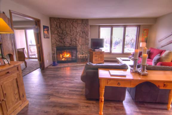 Remodeled Condo next to the Avon Gondola A607 - Image 5