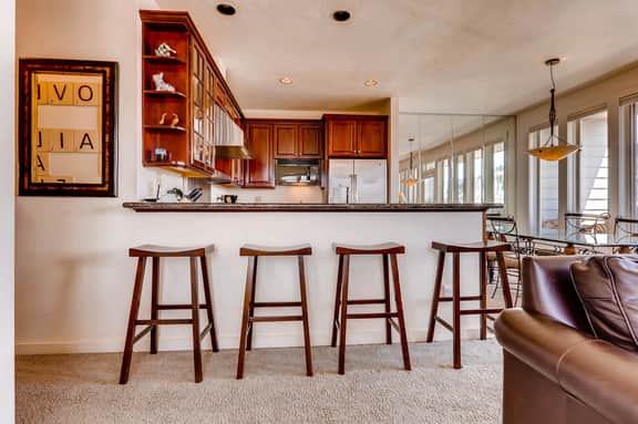Remodeled, Mountain Views, Walk to Gondola, SV34B - Image 5
