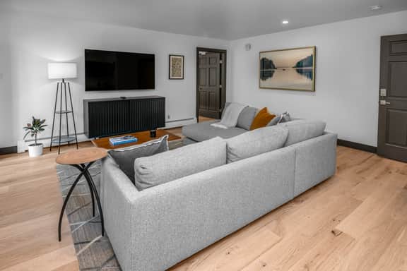 Gorgeous Views, Remodeled, Walk to Gondola, W205 - Image 3