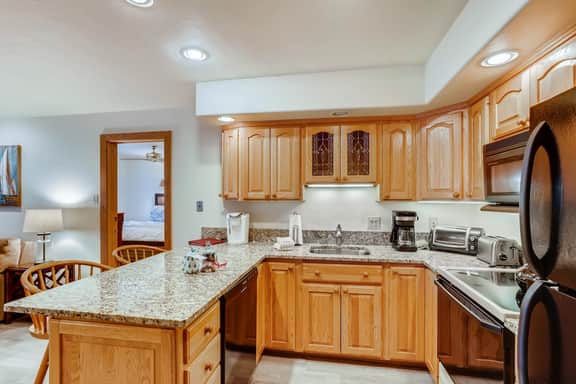 Deluxe Vail Condo with A/C | W308 - Image 3