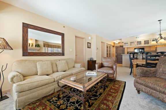 Slopeside Luxury, Pool, Hot Tubs, Conceirge | LB401 - Image 4