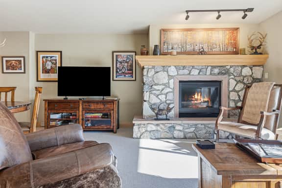 Ski-In/Ski-Out, Pool, Hot Tubs, Fitness Room | LB208 - Image 2
