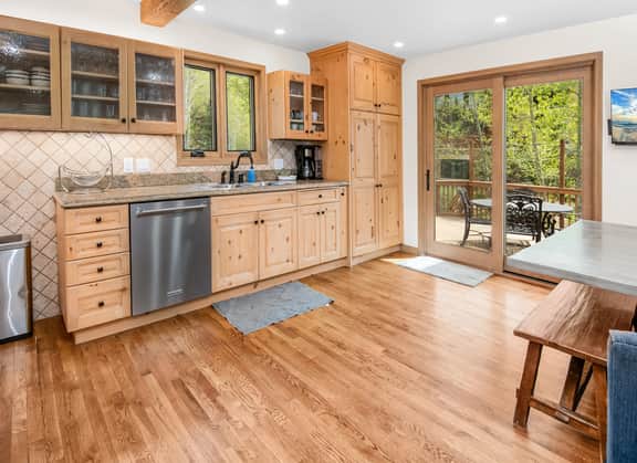 Private Large East Vail Duplex on Bus Rte | 4879CM - Image 2