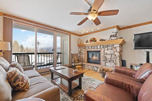 Exclusive Slopeside w/Heated Pool & Hot Tubs | LB203 - Image 3