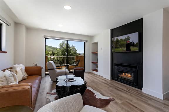 Modern Condo in Avon, Walk to BC Gondola, SA228 - Image 3