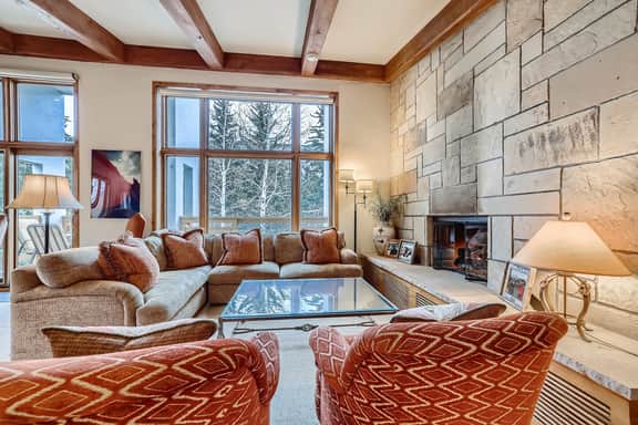Ski-in Condo w Vail Views near Gondola, TT5C - Image 2
