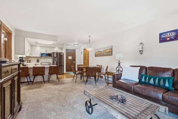 Free Parking, Pool, Hot Tub, near Gondola | W301 - Image 2