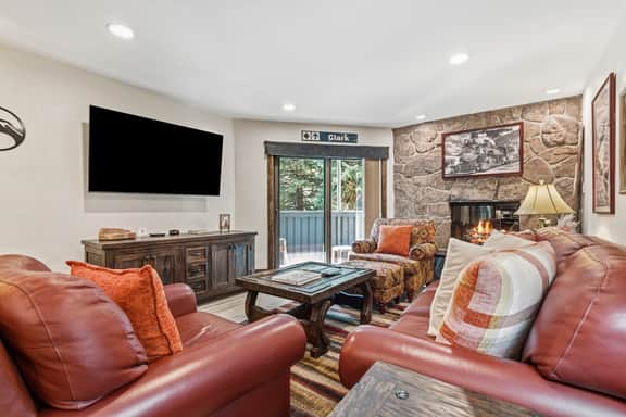 Luxury Condo, Pool, Hot Tub, near Gondola | W108 - Image 4