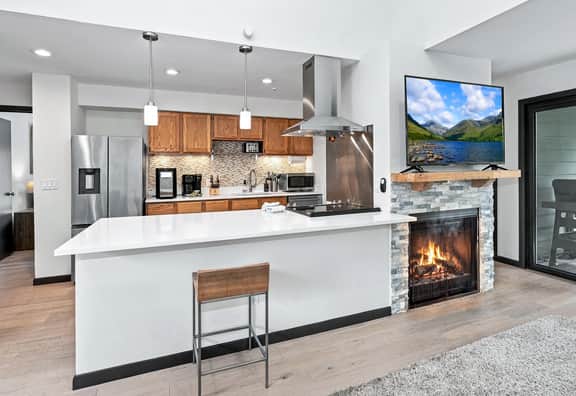 Spacious Vail Condo, steps to Free Shuttle | BW534 - Image 5