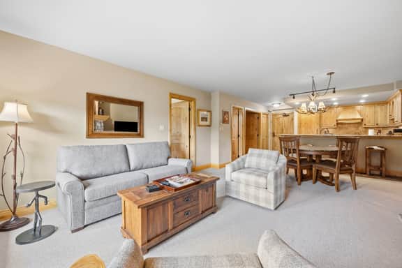 Ski-In/Ski-Out, Pool, Hot Tubs, Fitness Room | LB208 - Image 3