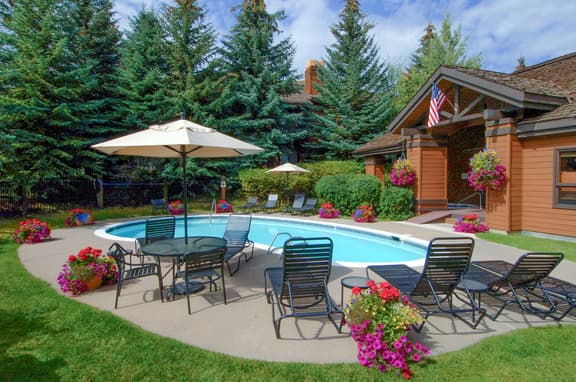Beaver Creek Townhome w/ Amenities | RP187 Stays limited to a max of 14 nites - Image 1
