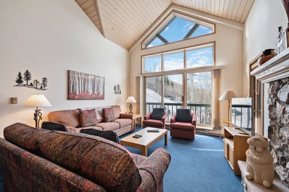 Beaver Creek Ski-In/Ski-Out w/Mountain Views | UB405 - Image 1