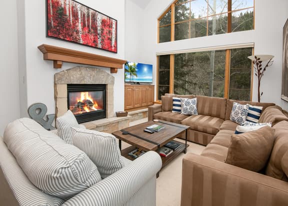 Ski-In/Out Arrowhead Condo | AW301 - Image 1