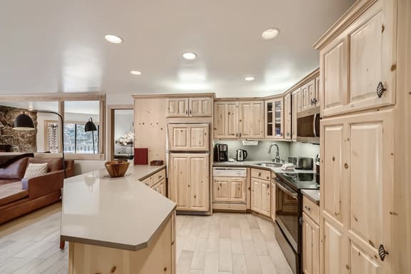 Vail Platinum Condo in Lionshead Village W307 - Image 1
