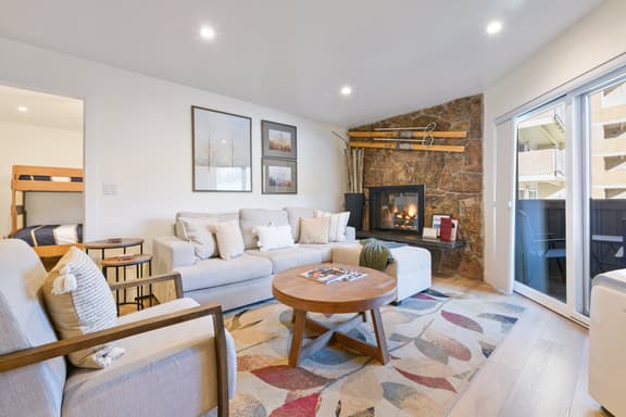 Newly Remodeled Condo, walk to the Gondola, W102 - Air Conditioner - Image 1