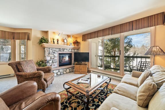 Slopeside Luxury, Pool, Hot Tubs, Conceirge | LB401 - Image 1