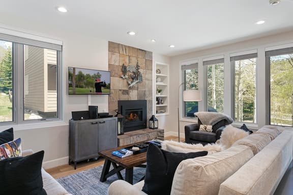 Platinum Vail Condo, Walk to Gondola | SV11B - Image 1
