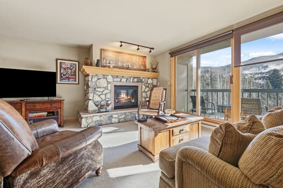 Ski-In/Ski-Out, Pool, Hot Tubs, Fitness Room | LB208 - Image 1